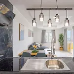 아파트 High Floor Family With Ocean Views By Lovetenerife *