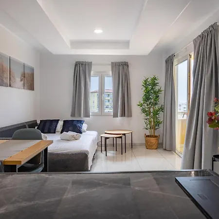 High Floor Family With Ocean Views By Lovetenerife 아데제