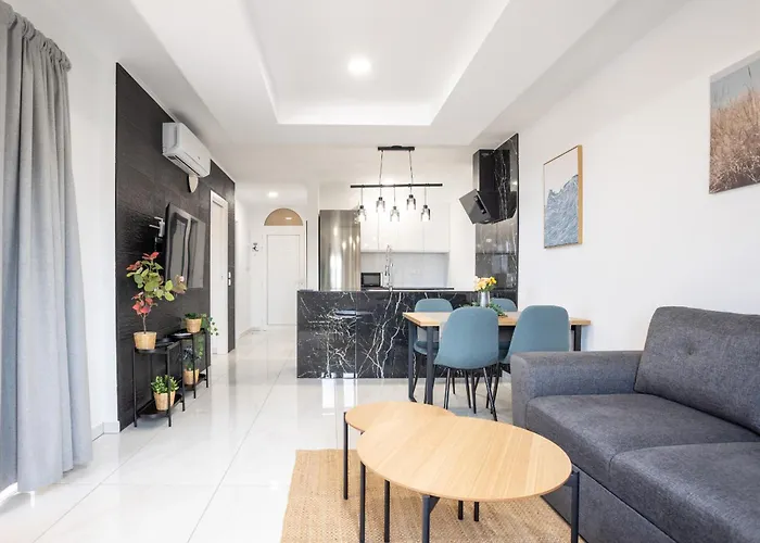 Апартаменти High Floor Family With Ocean Views By Lovetenerife Адехе