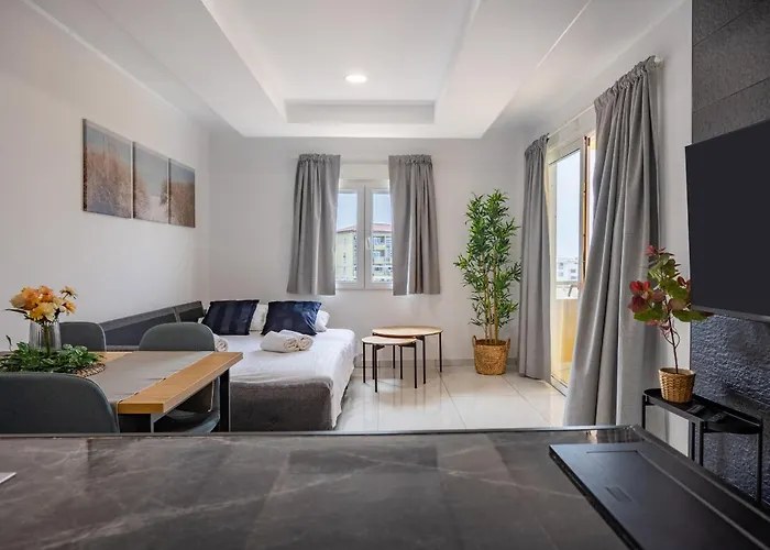 High Floor Family With Ocean Views By Lovetenerife Адехе