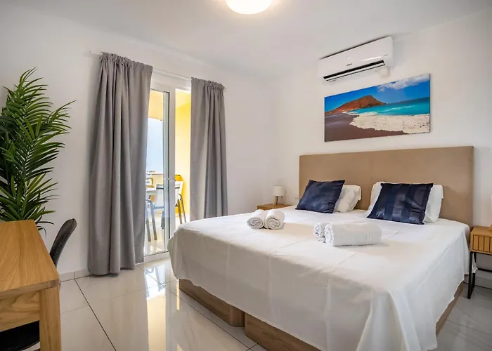 High Floor Family With Ocean Views By Lovetenerife Апартаменти Адехе
