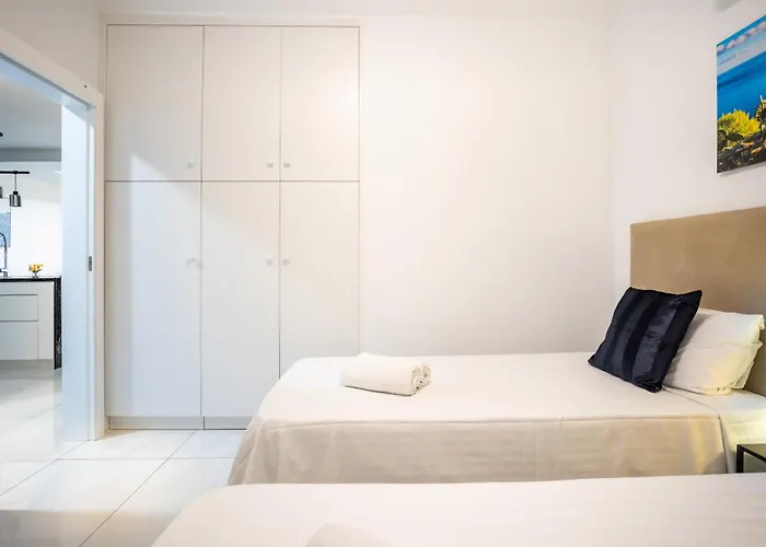 High Floor Family With Ocean Views By Lovetenerife Апартаменти Адехе